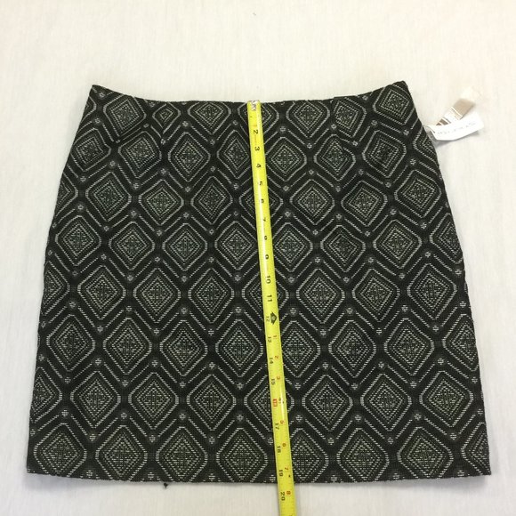 💐💐💐 NWT AMANDA CHELSEA WOMENS SKIRT SIZE 14. 💐💐💐 - Picture 1 of 6